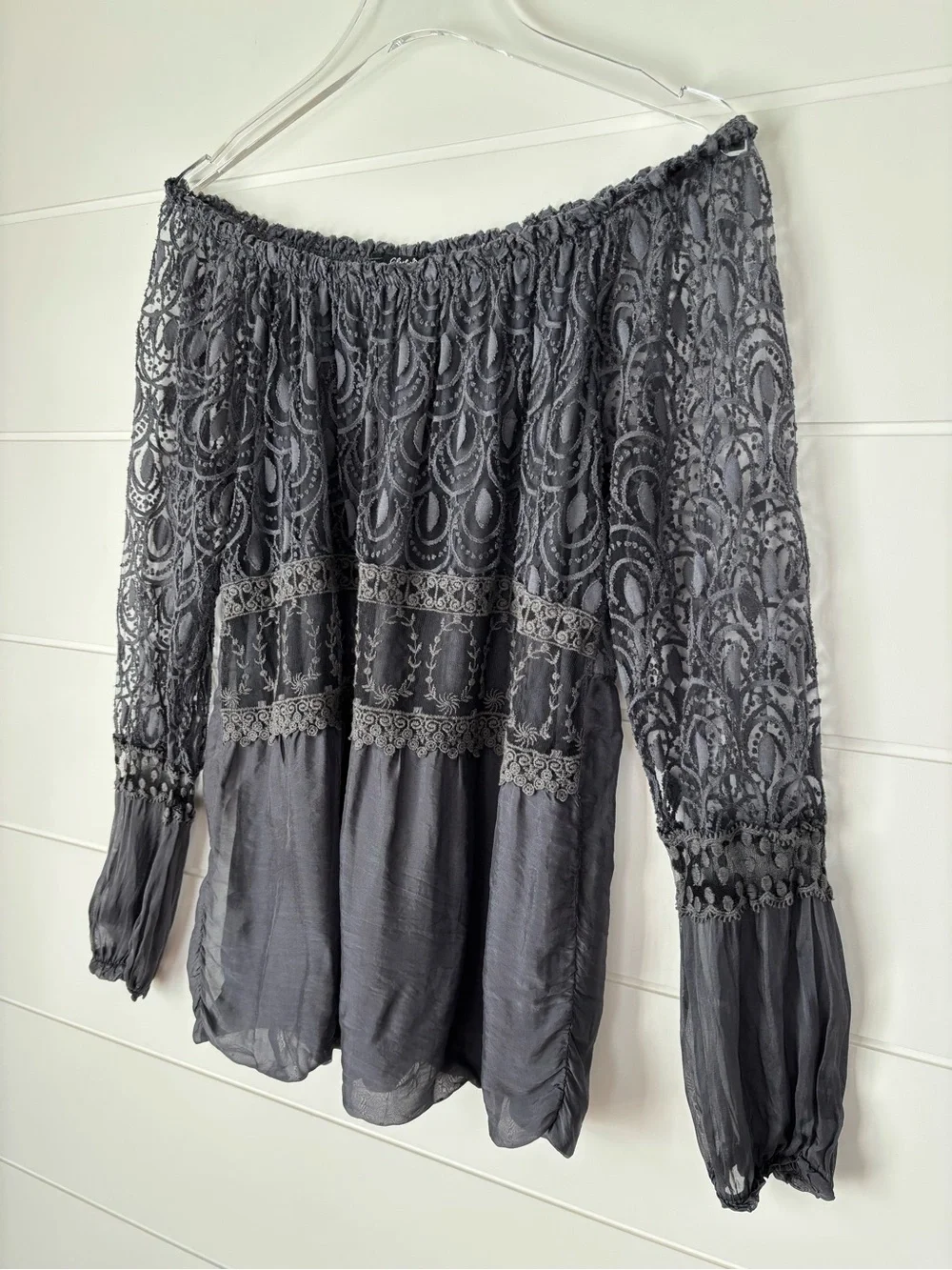 CHARLIE B Lace Off-Shoulder Peasant Blouse in Charcoal Gray Women's Medium - Picture 11 of 11